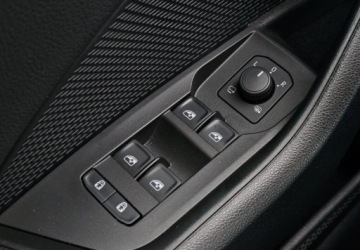 Skoda Octavia IV Liftback 1.5 TSI EVO 150KM 2024 Skoda Octavia Virtual Cockpit - Tempomat - Podgrz. fotele-szyba-kierownica, zdjęcie 14