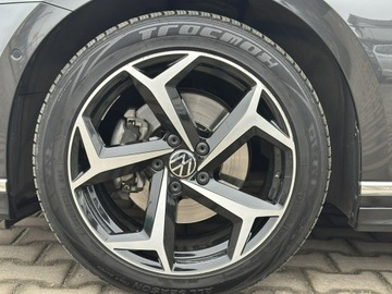 Volkswagen Passat B8 Variant Facelifting 2.0 TDI SCR 150KM 2023 Volkswagen Passat R-Line*DSG*Full Led*Panorama*, zdjęcie 30