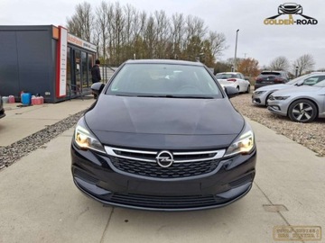 Opel Astra K Hatchback 5d 1.6 CDTI 95KM 2016 Opel Astra 1,6 cdti klima elektryka wspomaganie alu navi oplacona 1.6, zdjęcie 2