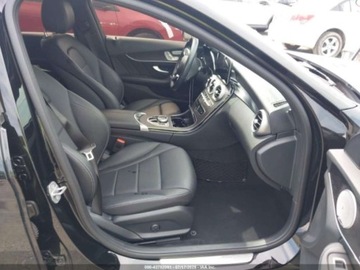 Mercedes Klasa C W206 2021 Mercedes-Benz Klasa C 300 4Matic 2021 2.0l 2.0 Benzyna 255KM, zdjęcie 9