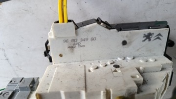CITROEN JUMPY II 15R ZÁMEK DVEŘE PRAVÝ PŘEDNÍ 9681334980