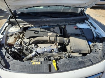 Mercedes GLB 2021 Mercedes-Benz GLB 250 4Matic 2021 2.0 Benzyna 221KM, zdjęcie 6