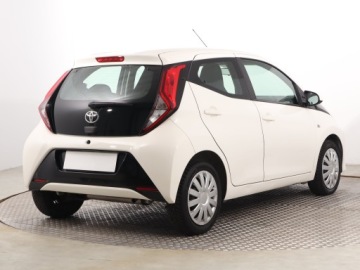 Toyota Aygo II Hatchback 3d Facelifting 1.0 VVT-i 72KM 2020 Toyota Aygo 1.0 VVT-i, Salon Polska, zdjęcie 4