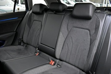 Volkswagen Golf VIII Variant 1.5 eTSI 150KM 2024 Volkswagen Golf Bezwypadkowy / Salon Polska /, zdjęcie 11