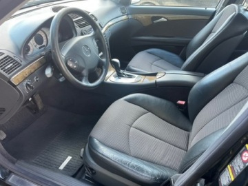 Mercedes Klasa E W211 Kombi S211 2.7 (270 CDI) 177KM 2004 Mercedes E 270 CDI 211 kombi, zdjęcie 14