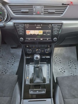 Skoda Superb III Liftback 2.0 TDI 190KM 2016 Skoda Superb 2.0 TDI 190KM Automat Canton ACC Hak Gwarancja 2.0 Diesel, zdjęcie 15