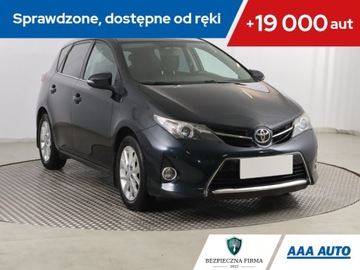 Toyota Auris I Hatchback 3d Facelifting 1.6 Valvematic 132KM 2013 Toyota Auris 1.6 Valvematic, Salon Polska