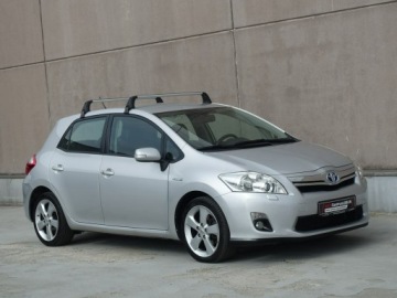 Toyota Auris I 2010 Toyota Auris 1.8 Hybryda/Ksenon/Półskóry/Kamera, zdjęcie 1