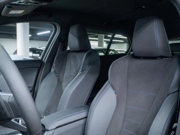 BMW Seria 1 F70 2025 BMW Seria 1 120 Sport Hatchback 1.5 (170KM) 2025, zdjęcie 2