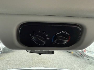 Ford Transit VII 2018 FORD TRANSIT MK8 2.0TDCI 130KM 9-OSÓB! PDCx2! KLIMA!, zdjęcie 12