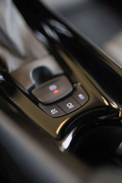 Toyota C-HR I Crossover Facelifting 1.8 Hybrid 122KM 2021 Toyota C-HR 1.8 Hybrid Style 1.8 Hybryda 122KM, zdjęcie 21