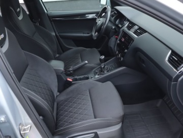 Skoda Octavia III RS Kombi Facelifting 2.0 TDI 184KM 2017 Skoda Octavia RS 2.0 TDI, 181 KM, Navi, Klima, zdjęcie 8