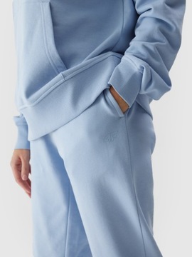 СПОРТИВНЫЕ БРЮКИ ЖЕНСКИЕ 4F СПОРТИВНЫЕ БРЮКИ ИЗ ХЛОПКА С КАРМАНАМИ SS24F606