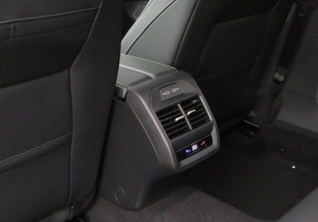 Volkswagen Passat B8 Variant Facelifting 1.5 TSI EVO 150KM 2026 Volkswagen Passat Business Plus, podgrzewana kierownica, dostepny od reki, zdjęcie 14