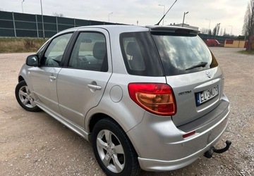Suzuki SX4 I Sedan 1.6 VVT 120KM 2010 Suzuki SX4 Suzuki SX4 1.6 Benzyna 120KM, zdjęcie 5