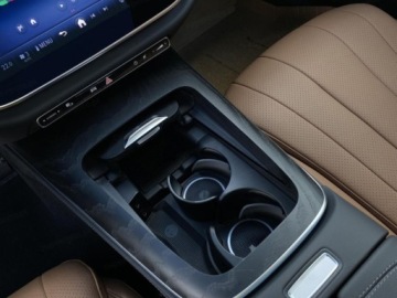 Mercedes Klasa E W214 Sedan 2.0 200 204KM 2025 E Klasa 200 4-Matic AMG 2.0 (204KM) 2025, zdjęcie 8