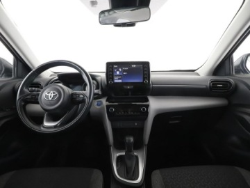 Toyota 2022 Toyota Yaris Cross hybryda automat kamera ACC, zdjęcie 14