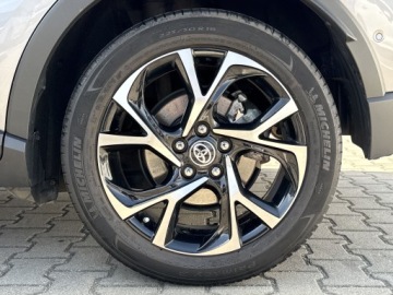 Toyota C-HR I Crossover 1.8 Hybrid 122KM 2019 Toyota C-HR 1.8 Hybrid Selection 1.8 Hybrid Select, zdjęcie 25