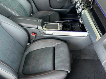 Mercedes GLB SUV 2.0 220d 190KM 2025 MERCEDES-BENZ GLB 220 d 4-Matic AMG Line 2.0 (190KM) 2025, zdjęcie 10