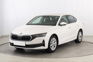 Skoda Octavia IV Liftback 1.5 TSI EVO 150KM 2024 Skoda Octavia 1.5 TSI e-tec, Salon Polska, zdjęcie 1
