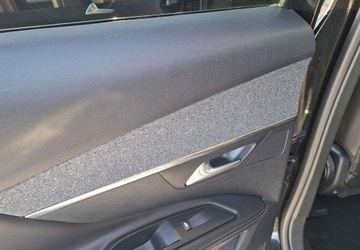 Peugeot 3008 II Crossover 1.6 BlueHDi 120KM 2017 Peugeot 3008 Peugeot 3008 1.6 Diesel 120KM, zdjęcie 18