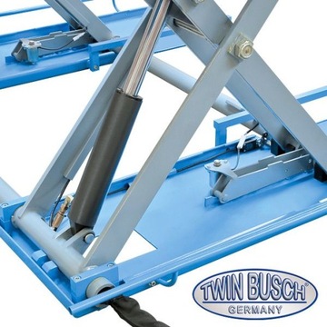 Автомобильный ножничный подъемник Twin Busch