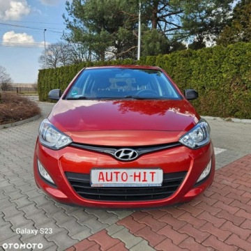 Hyundai i20 I Hatchback 5d Facelifting 1.2 DOHC 85KM 2012 Hyundai i20 Hyundai i20 1.2 Trend 1.2 Benzyna 86KM, zdjęcie 3