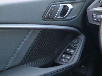 BMW Seria 1 F70 2024 BMW Seria 1 1.5 Benzyna 136KM, zdjęcie 26