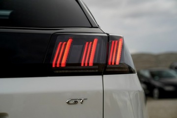 Peugeot 3008 II Crossover Facelifting  1.6 PureTech 180KM 2022 Peugeot 3008 GT LINE kamera skóra NAWI grip, zdjęcie 11