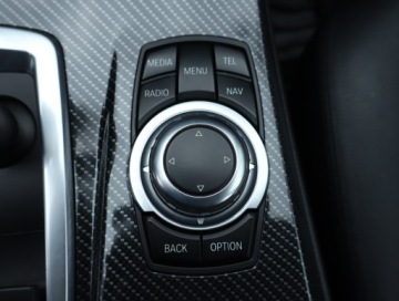 BMW Seria 5 F10-F11 Touring Facelifting 520d 190KM 2016 BMW 5 520d xDrive, 187 KM, 4X4, Automat, Skóra, zdjęcie 18