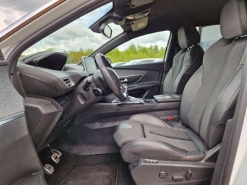 Peugeot 5008 II Crossover 2.0 BlueHDI 150KM 2017 Peugeot 5008 2.0HDI 150KM GT-Line 7os Full LED Navi Masaze 169tys.km SERWI, zdjęcie 4
