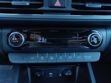 Hyundai Kona I Crossover Facelifting 1.6 T-GDI 198KM 2022 Hyundai Kona 1.6 T-GDI Style DCT I (2017-2023) 1.6, zdjęcie 23