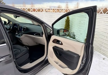Chrysler Pacifica I 2016 Chrysler Pacifica Chrysler Pacifica 3.6 Benzyna 290KM, zdjęcie 35