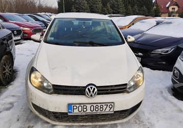Volkswagen Golf VI Hatchback 5d 1.6 TDI-CR DPF BlueMotion 105KM 2011 Volkswagen Golf 2011r, 1.6 TDI. Delikatnie uszko. Jezdzi. 1.6 Diesel 105KM, zdjęcie 14