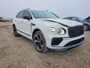 Bentley Bentayga 2022 Bentley Bentayga 2022 4.0 Benzyna 542KM, zdjęcie 4
