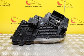 CHRYSLER 300 300C FACELIFT 2015- SVĚTLOMET SVĚTLO XENON PRAVÁ USA