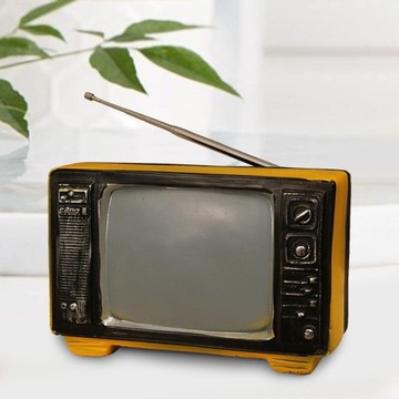 retro realistyczny telewizor retro realistyczny model telewizora Żółty