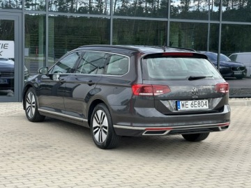 Volkswagen Passat B8 GTE Variant Facelifting 1.4 TSI Plug-In-Hybrid 218KM 2022 Volkswagen Passat Variant Salon PL, Navi, Serwis, zdjęcie 6