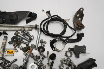 YAMAHA FZ1 1000 N FAZER RN16 06-15 БОЛТЫ ВИНТЫ