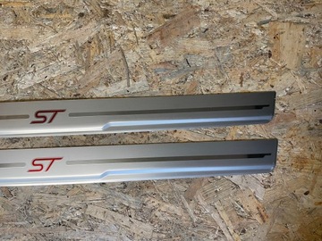 НАКЛАДКА СИГНАЛЬНАЯ ЛЕВАЯ ПРАВАЯ FORD FOCUS ST MK2