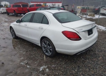 Mercedes Klasa C W205 Kabriolet Facelifting 2.0 300 258KM 2019 Mercedes-Benz Klasa C MERCEDES-BENZ C 300 4MATIC 2.0 Benzyna 259KM, zdjęcie 4