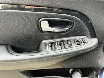 Kia Carens IV Minivan 1.7 VGT CRDi 141KM 2015 Kia Carens Navi/Kamera/ Pakiet Zimowy, zdjęcie 31