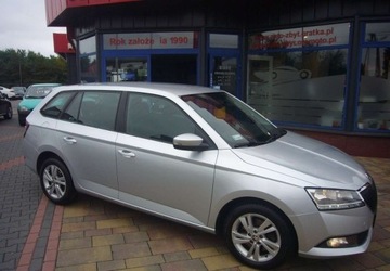 Skoda Fabia III Kombi Facelifting 1.0 TSI 110KM 2020 Skoda Fabia Skoda Fabia III Salon PL - serwis Benzyna 110KM, zdjęcie 4