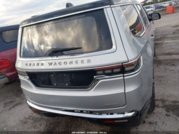 Jeep Wagoneer II 2022 Jeep Grand Wagoneer Series III 2022 6.4 Benzyna 471KM, zdjęcie 4