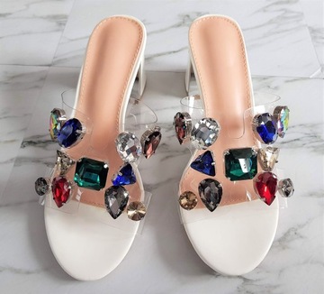 БЕЛЫЕ ПРОЗРАЧНЫЕ КРИСТАЛЛЫ ТАПОЧКИ POLE 38