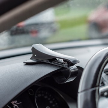 АВТОМОБИЛЬНЫЙ ДЕРЖАТЕЛЬ ДЛЯ ТЕЛЕФОНА С ЗАЖИМОМ