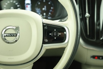 Volvo XC60 II Crossover D5 235KM 2020 Volvo XC60 D5 AWD, Salon Polska, 231 KM, 4X4, zdjęcie 18