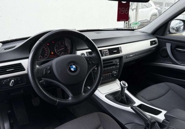 BMW Seria 3 2012 BMW Seria 3 Pakiet Comfort 6-biegowa Tempomat Podgrzewane fotele, zdjęcie 23