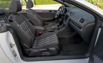 Volkswagen Golf VI Cabriolet 2.0 TSI GTI 210KM 2013 Volkswagen Golf Volkswagen Golf Cabrio GTI 2.0 Benzyna 210KM, zdjęcie 38