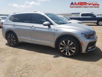 Volkswagen Tiguan II 2020 Volkswagen Tiguan 2020 VOLKSWAGEN TIGUAN SEL PREMIUM R-LINE, silnik 2.0 L